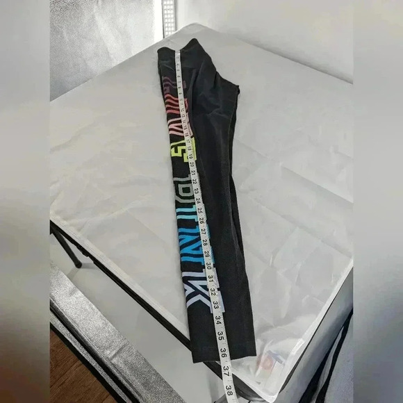 Pink victoris'a secret Yoga women's size small black leggings logo hit on side - Picture 11 of 13